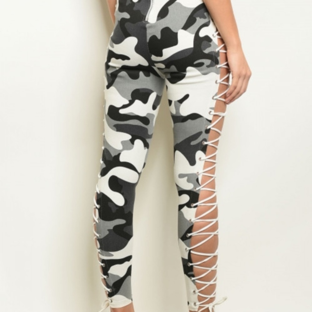 Small Camo Camouflage Lace Up Corset Pants Bottoms - Picture 4 of 4